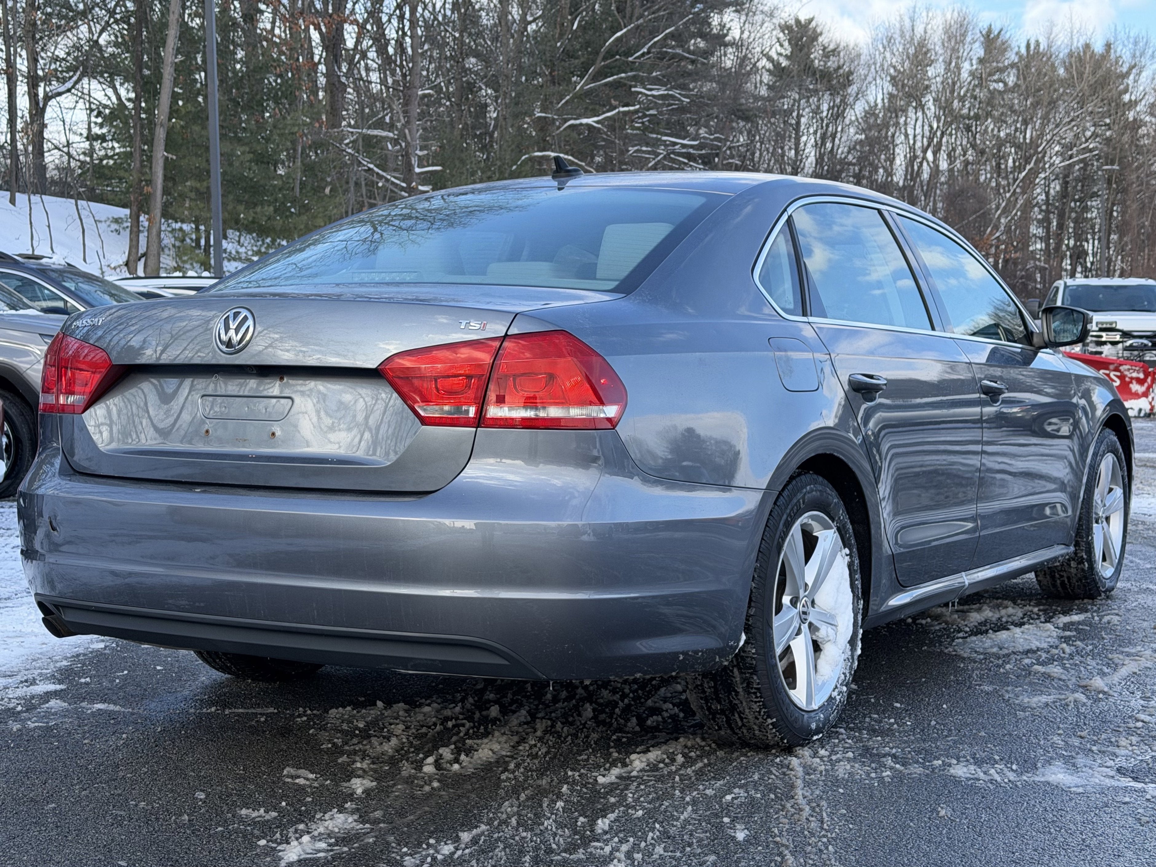 2015 Volkswagen Passat 1.8T Limited Edition