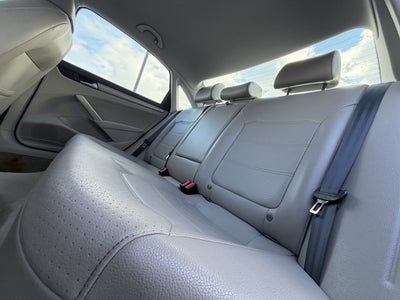 2015 Volkswagen Passat 1.8T Limited Edition