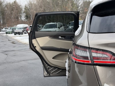 2020 Lincoln Nautilus Reserve