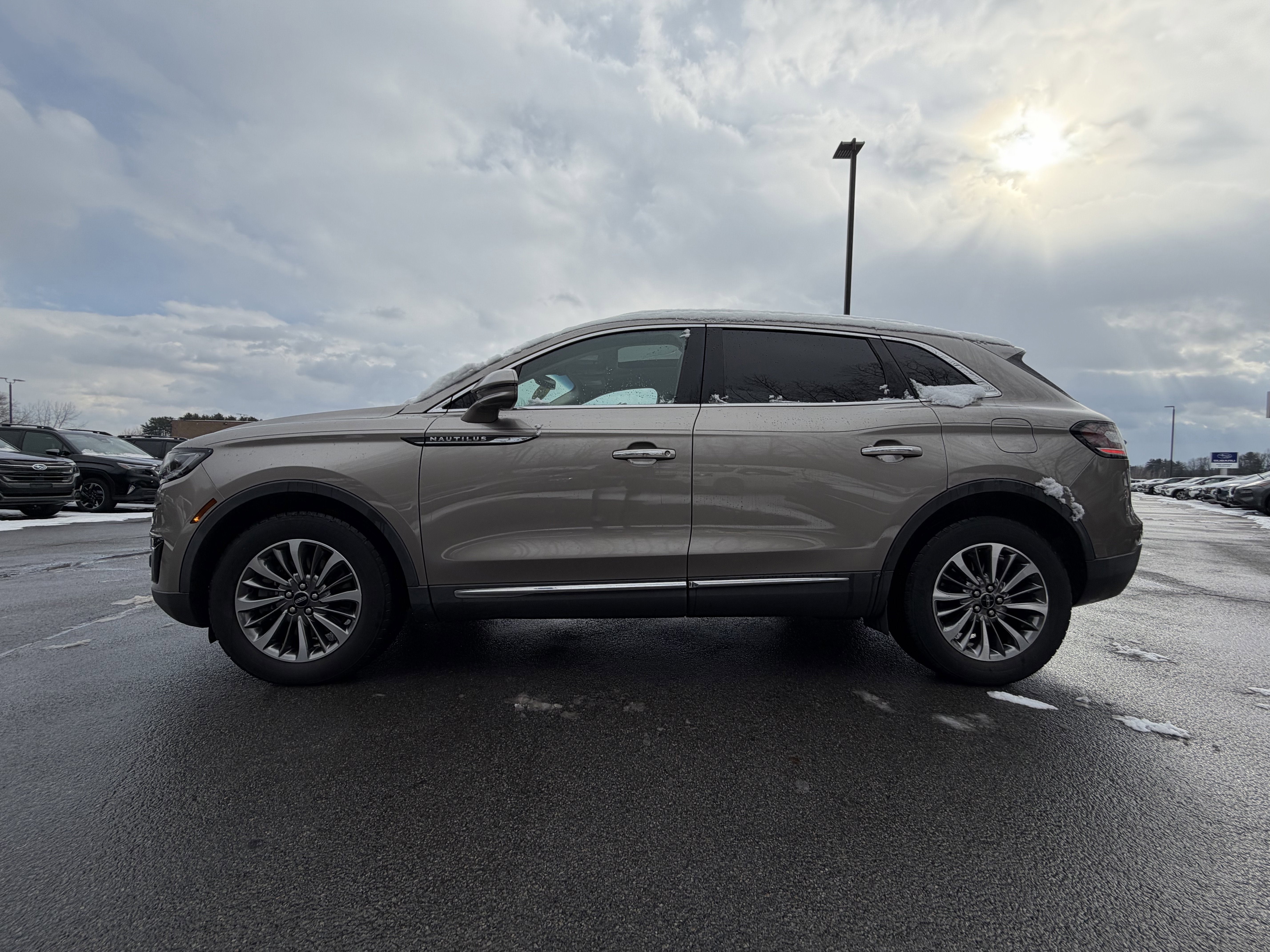 2020 Lincoln Nautilus Reserve