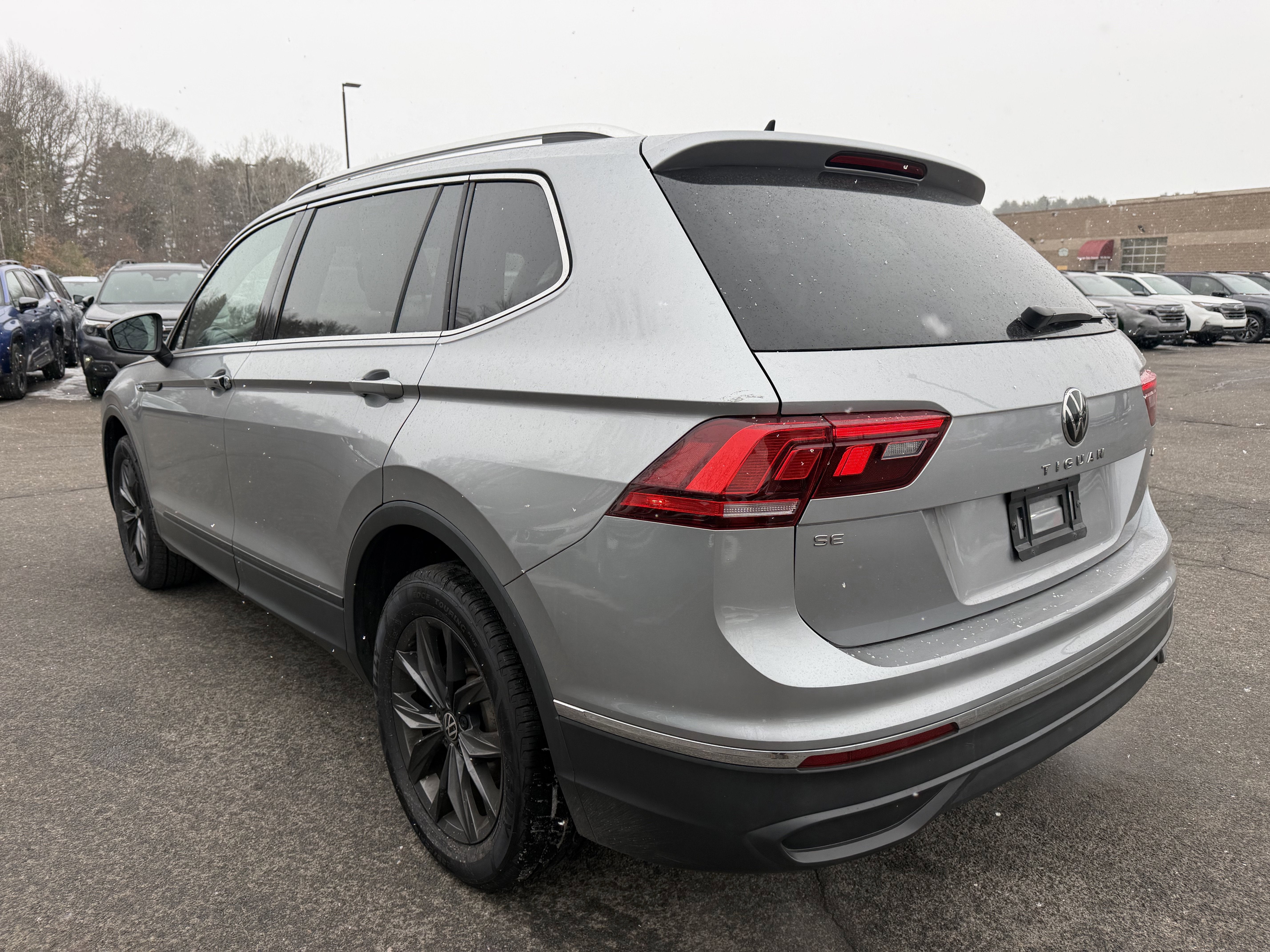 2022 Volkswagen Tiguan 2.0T SE