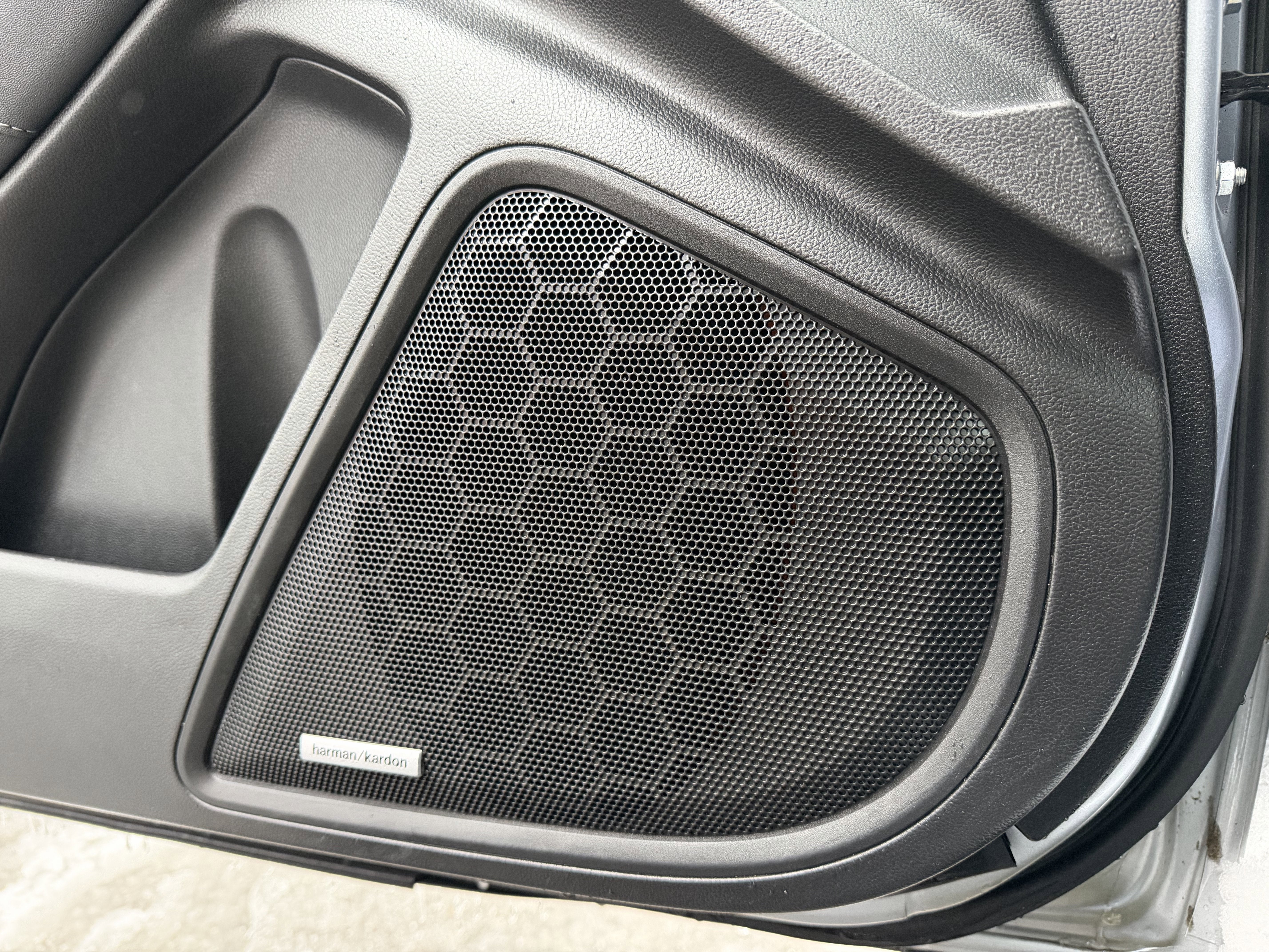 2024 Subaru Outback Touring