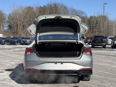 2022 Hyundai Elantra Limited