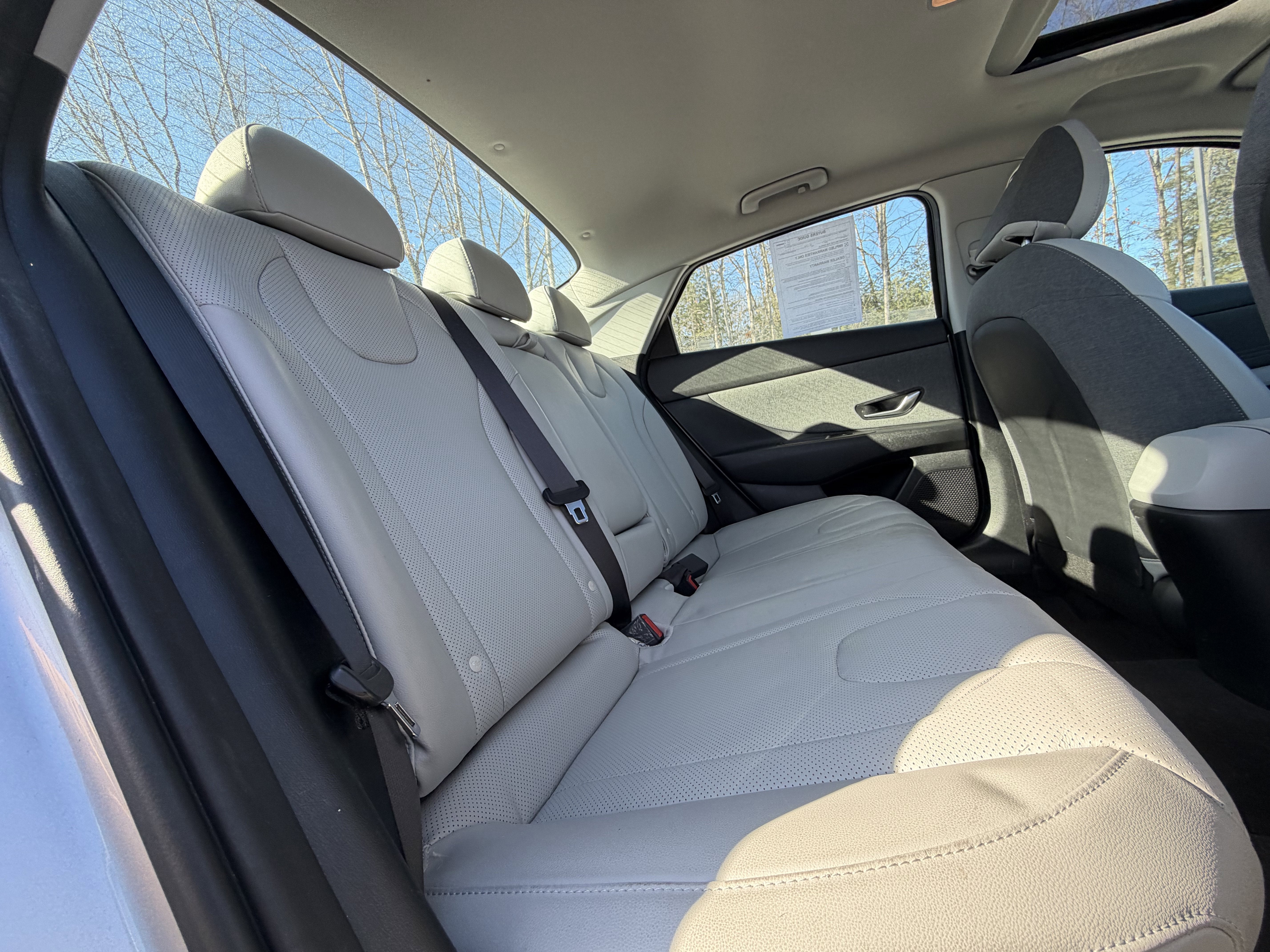 2022 Hyundai Elantra Limited