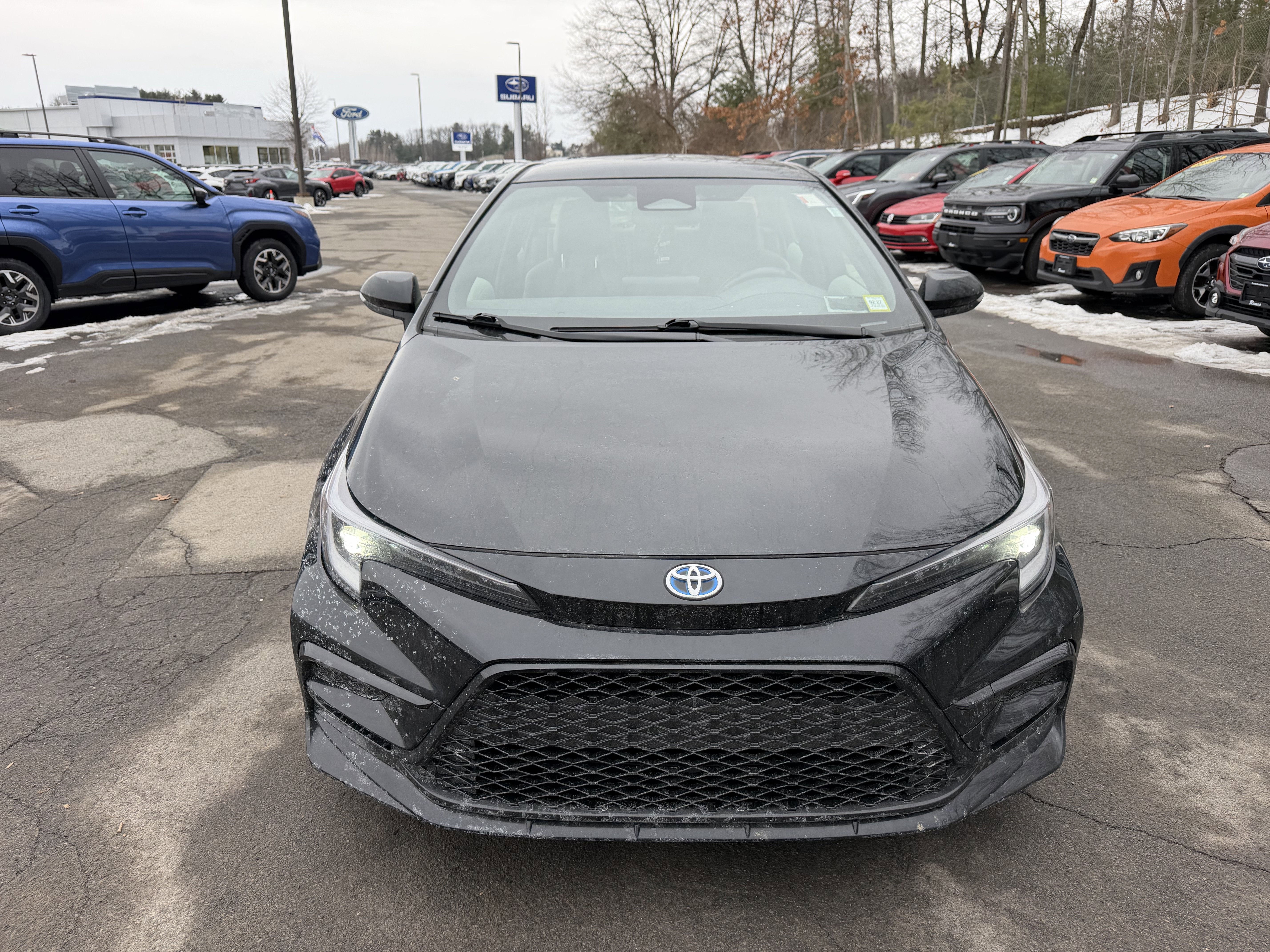 2025 Toyota Corolla Hybrid SE