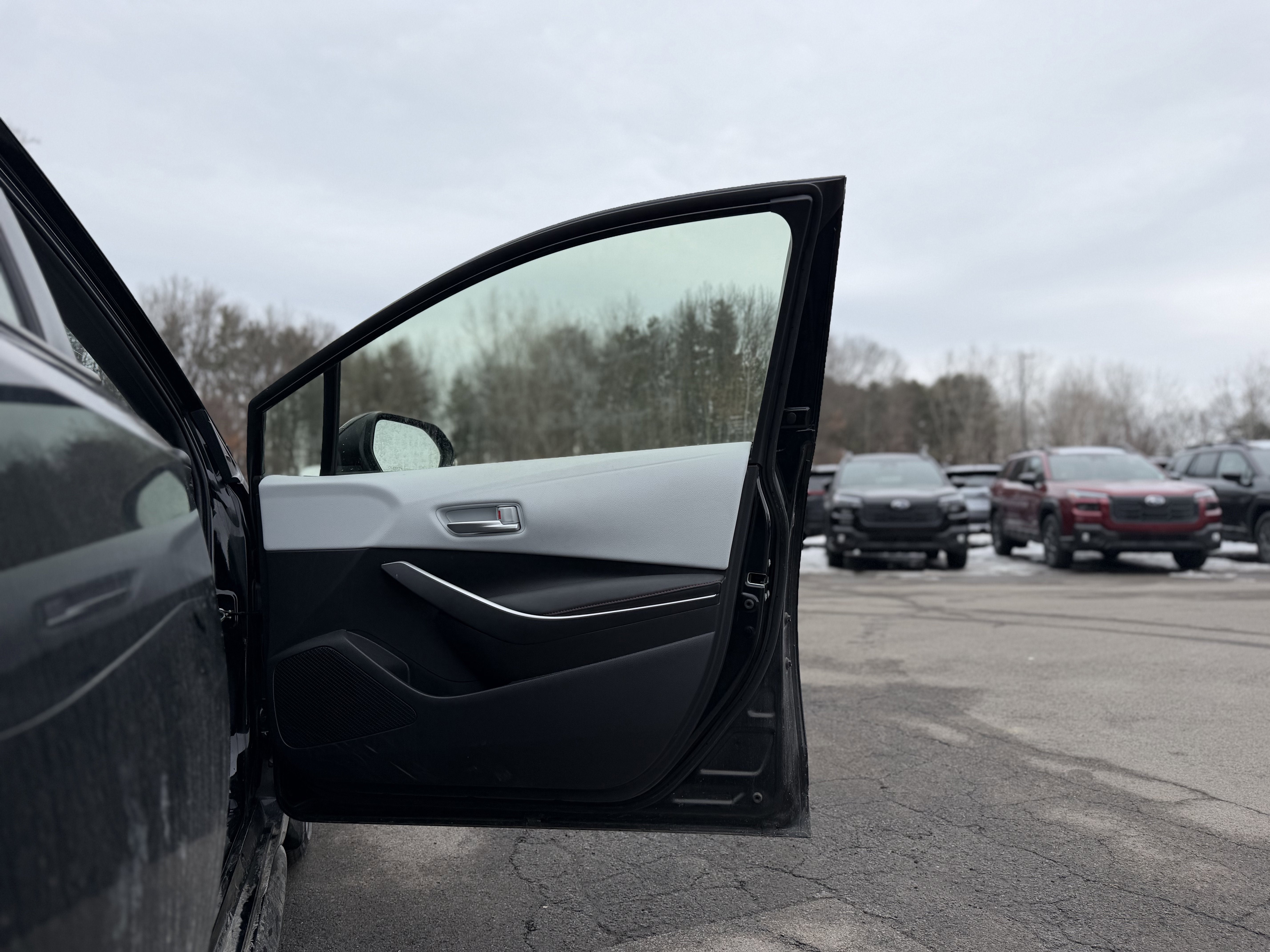 2025 Toyota Corolla Hybrid SE