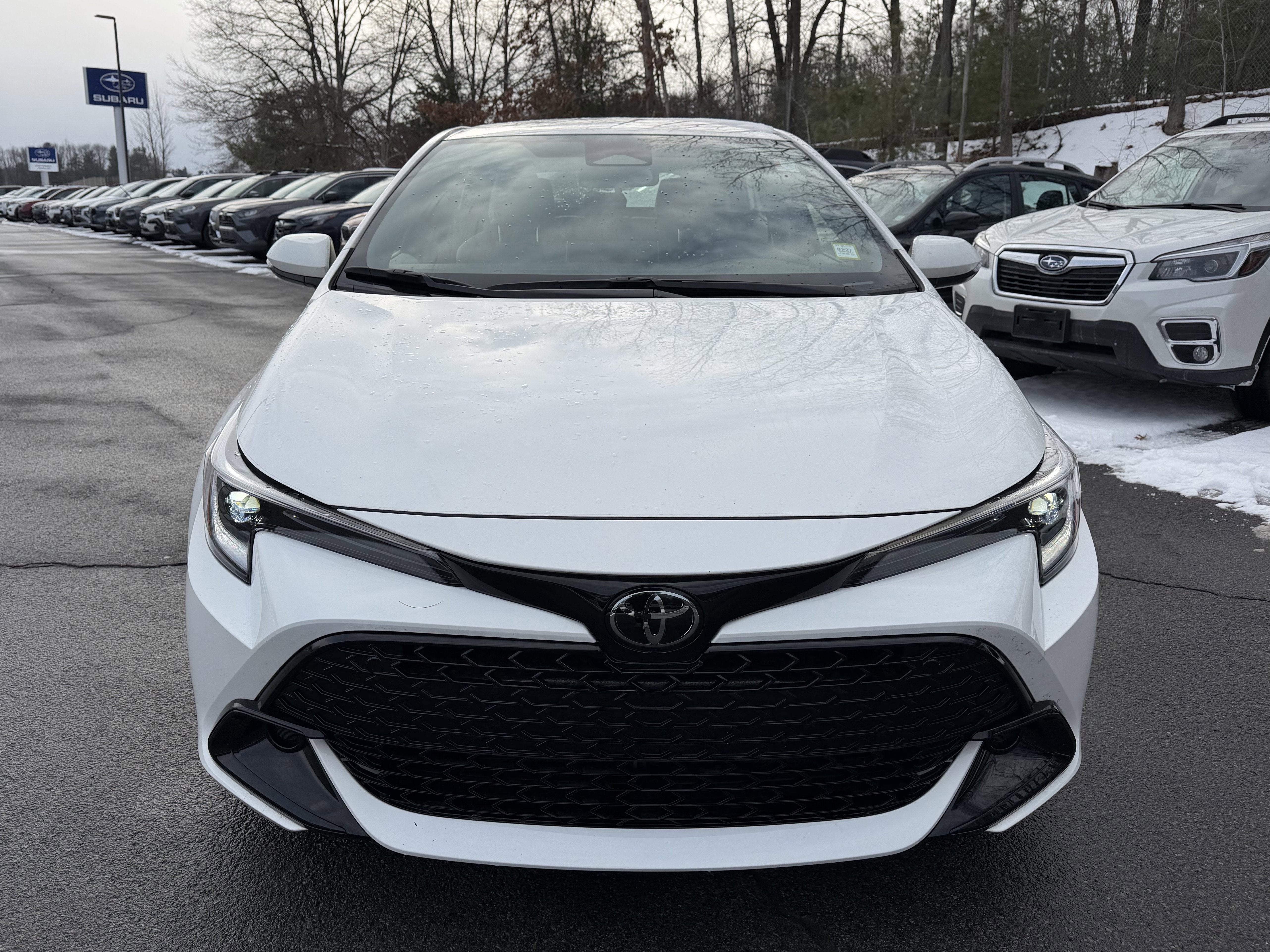 2025 Toyota Corolla Hatchback SE