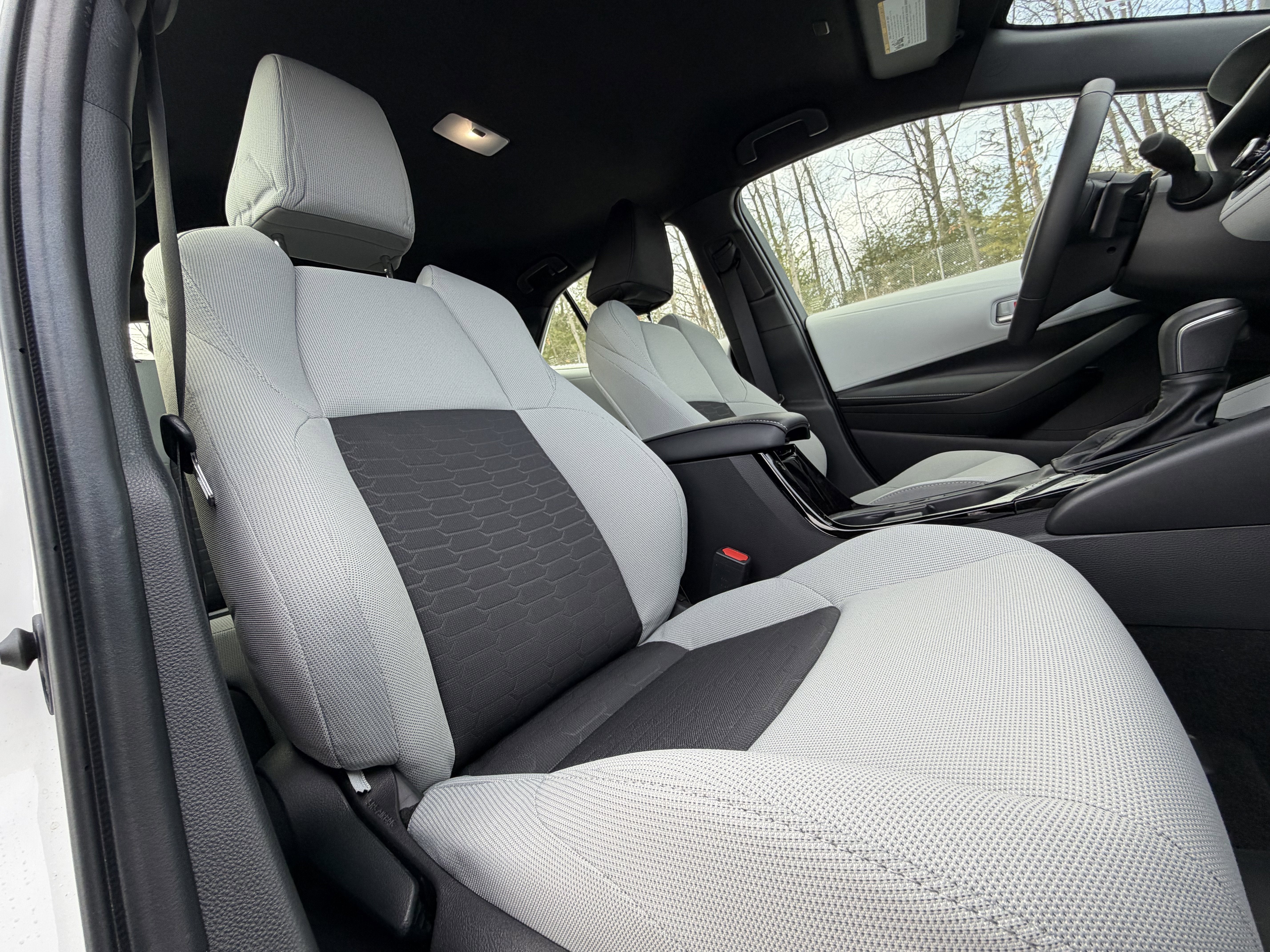 2025 Toyota Corolla Hatchback SE