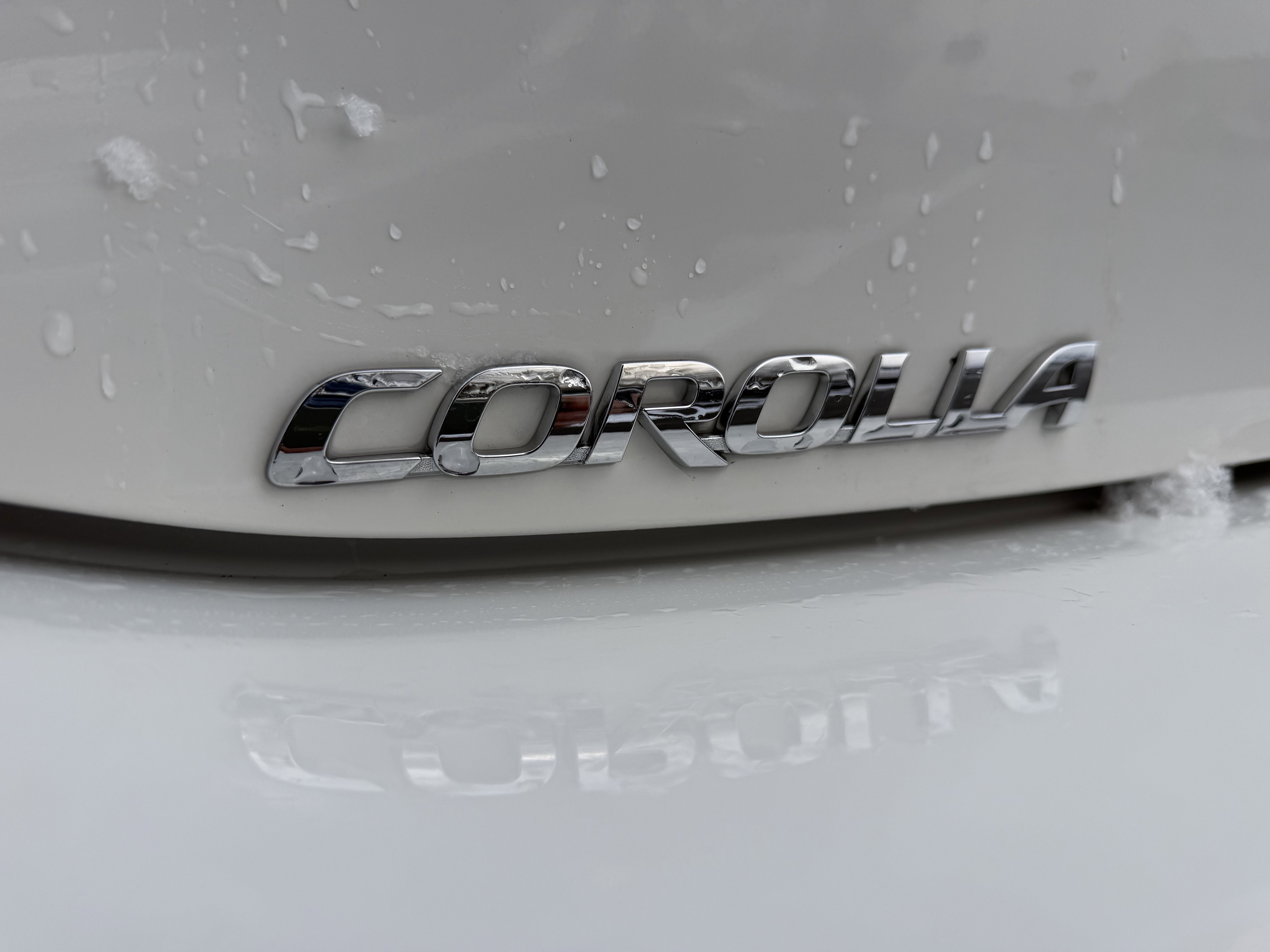 2025 Toyota Corolla Hatchback SE